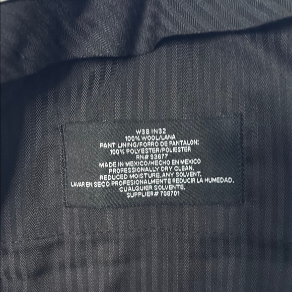 EUC J. Ferrar Men’s Black Classic Suit Set - Picture 11 of 11